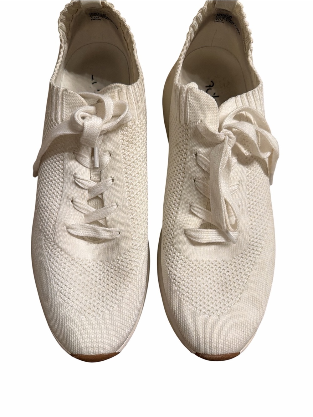 Women's Cream Knit Lace-Up Sneakers - Breathable Comfort